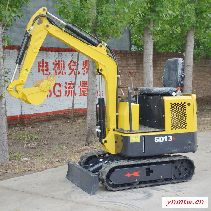 室内施工超小型破碎机 多用途小型挖掘机价格图2