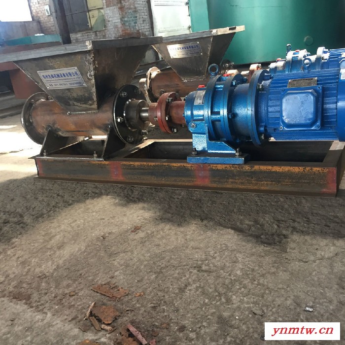 北京双偏心对辊破碎机 新型防爆炮泥挤出机价格 水压爆破炮泥机 隧道工程炮泥机 兆峰机械发货及时图6