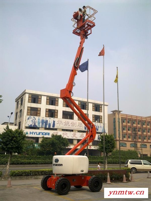 **信号灯维修车 启运德阳市 东营市 张家界市自行式曲臂登高车图5