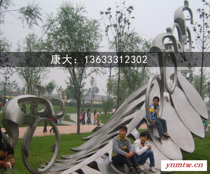 湖北康大雕塑骑车人广场雕塑园林雕塑图6