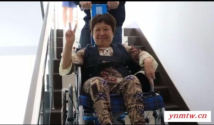 电动轮椅升降车 东胜区 准格尔旗 大同市启运直销残疾人爬楼车图1