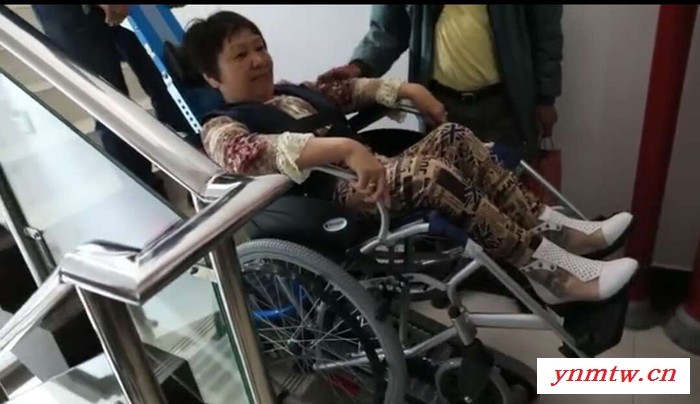 求购轮椅爬楼车 衢州市老人家庭升降台 残疾人专用轮椅爬楼车图1