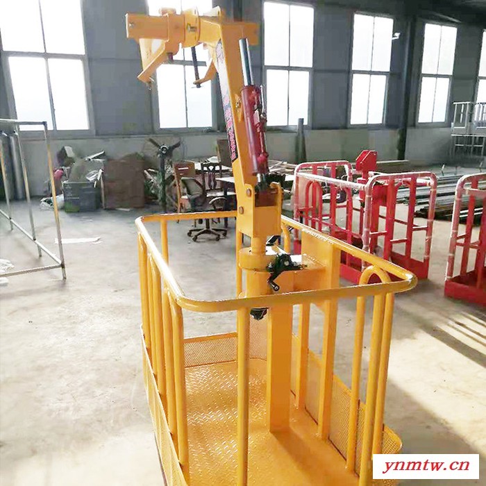 山东荣力 生产吊车专用旋转吊篮 高空作业两人站框篮图8