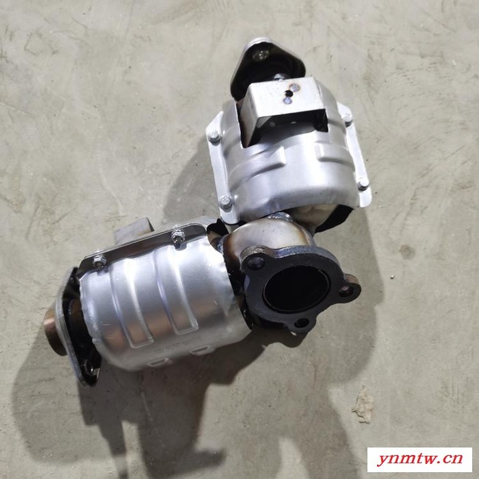 懿丰厂家直供三元催化器 适用于哈弗H6 1.5T前汽车尾气净化器 汽车尾气处理装置图3