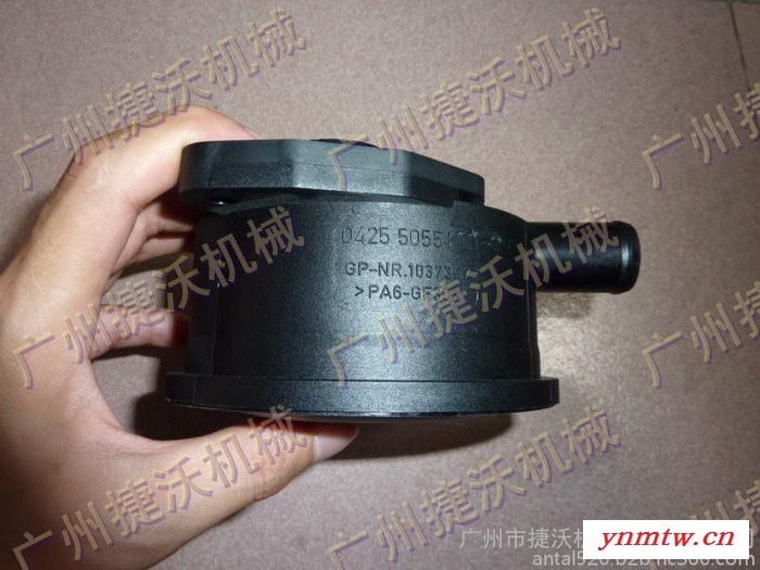 VOLVO EC240B EC290B 曲轴箱呼吸器 20412322图3
