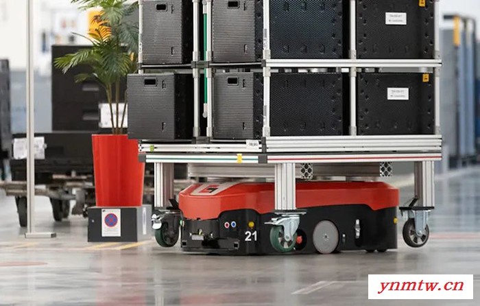 博瑞海曼AGV潜伏式 AGV工业机器人 AGV电动车 自动化改造 佛山制造图1