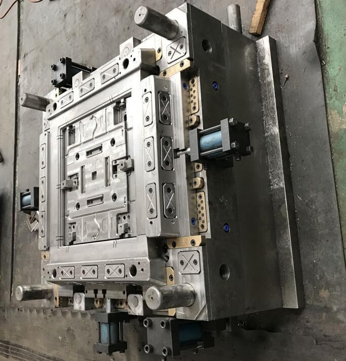 汽车模具 (3)