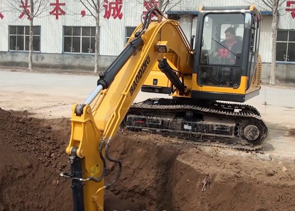 小型挖掘机价格,宝鼎小型挖掘机
