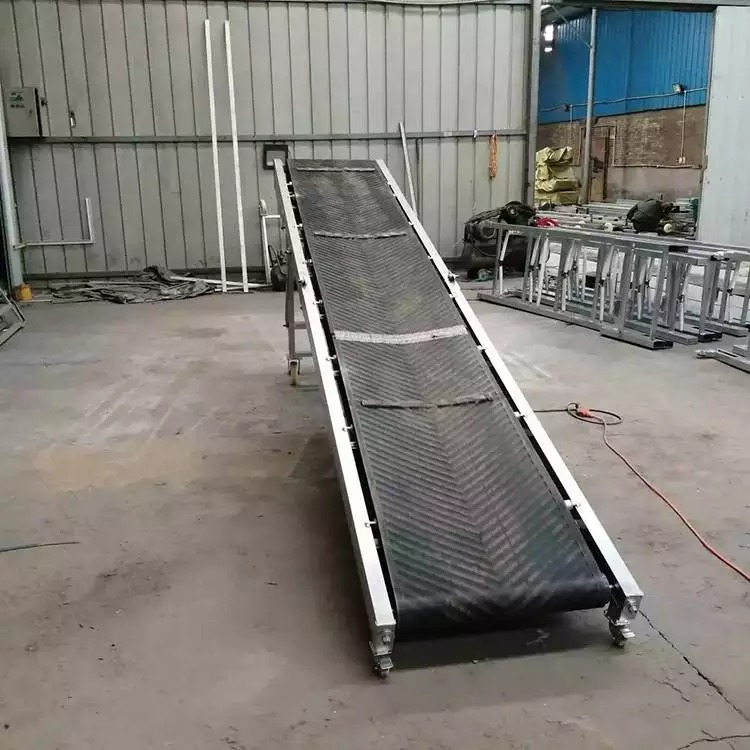 移动式大倾角皮带输送机 装车爬坡皮带输送机 价格实惠