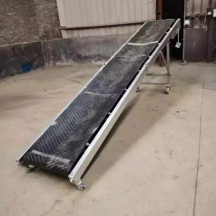 移动式大倾角皮带输送机 装车爬坡皮带输送机 价格实惠